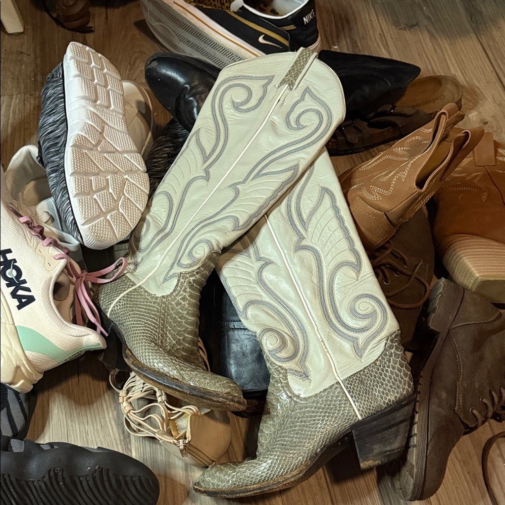 Cream Embossed Western Heeled Boots with Textured Snake Pattern